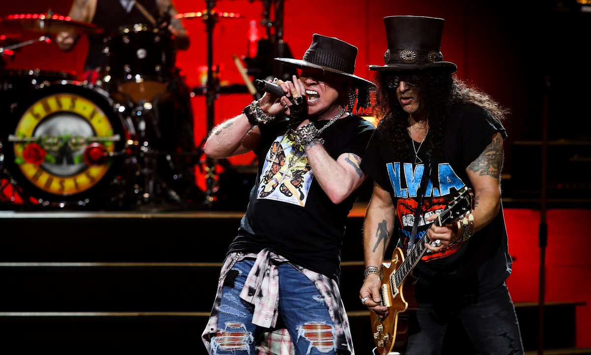 WorLovesMrSlash's tweet photo. Soon! #GnFnR @gunsnroses #axlrose #Slash #SlashFriday @mx_slash @p769alexis @SlashArmyTR @slasharmystoke @GreeceSlash @conspiratorita @slasharmystoke @MARIE2_SLASH https://t.co/0REiTqE0K7