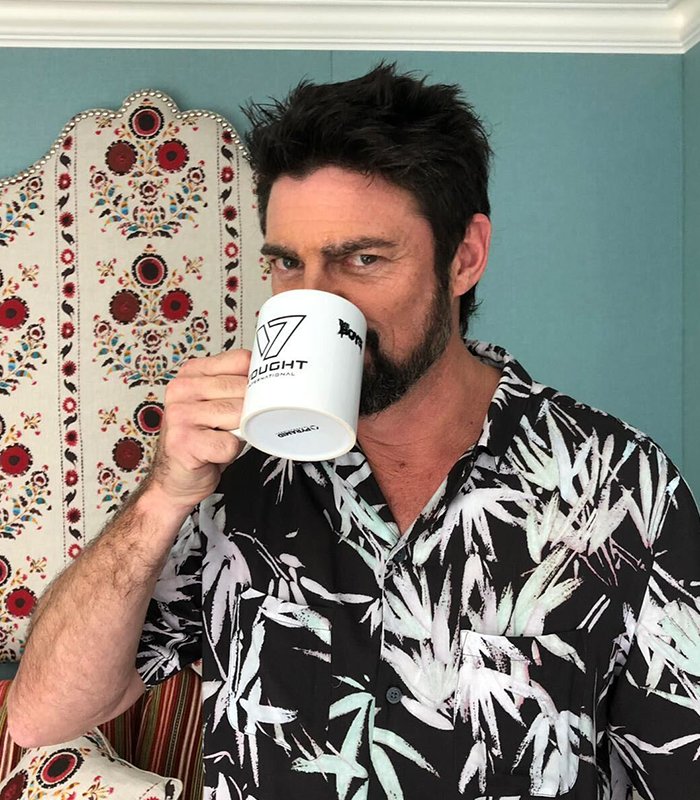KarlUrbanChris1's tweet photo. Friday drinks a coffee and slowly starts the day. Enjoy the great weather and also forward to the weekend.
#karlurban #karlu #theboys #theboystv #theboysamazon #theboysseason3 #theboysamazonprime https://t.co/kA8VCE6Ikz