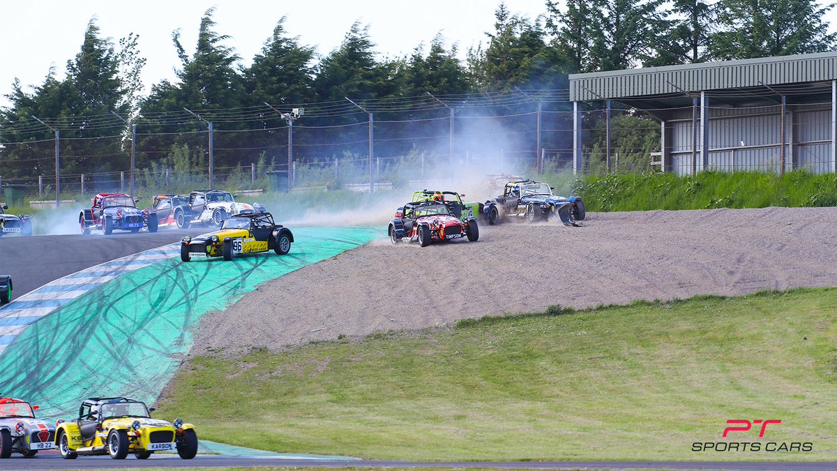 Who's ready for some action at Knockhill 🔥 We know we are!

#caterham #caterhammotorsport #racing