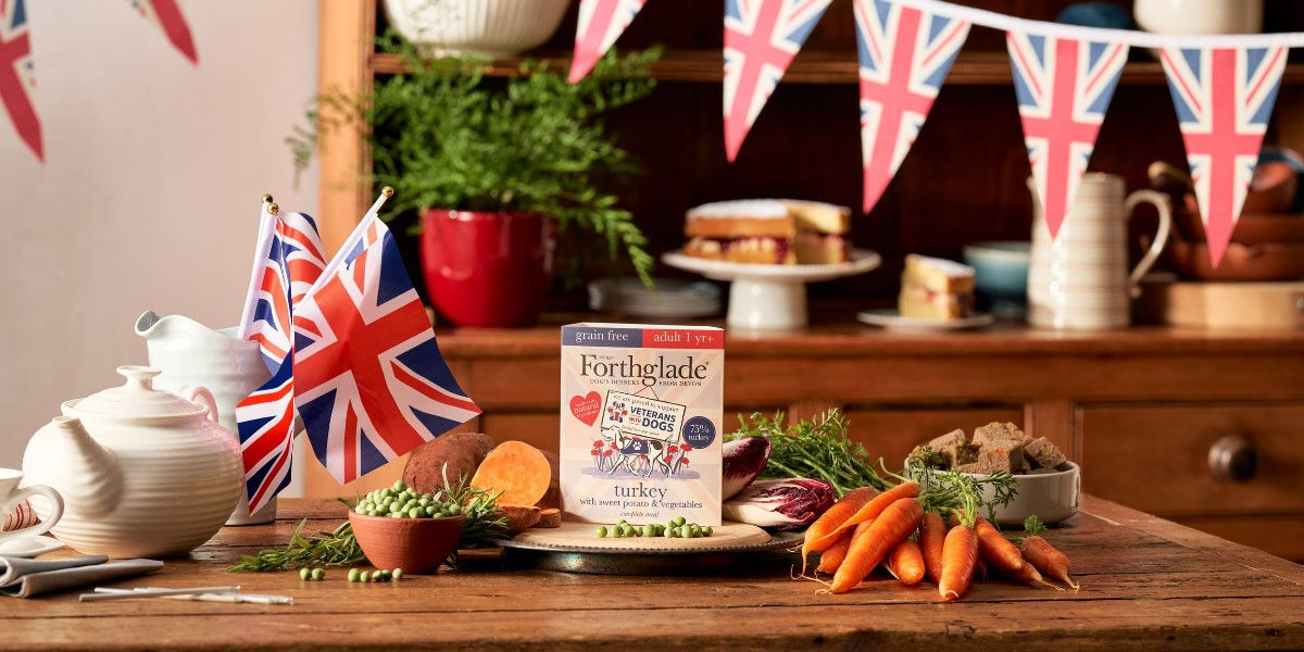 Forthglade's tweet image. Has your dog tried our @veteranswdogs limited hero edition turkey with sweet potato recipe? 😋

To celebrate the Queen's jubilee we're giving everyone 15% off with the code JUBILEE 🐶

Discover the recipe here - fal.cn/3p9xh

#Forthglade #Jubilee