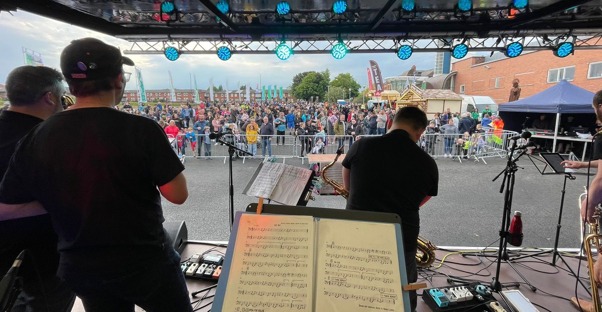 northernmonkeybrassband tweet media