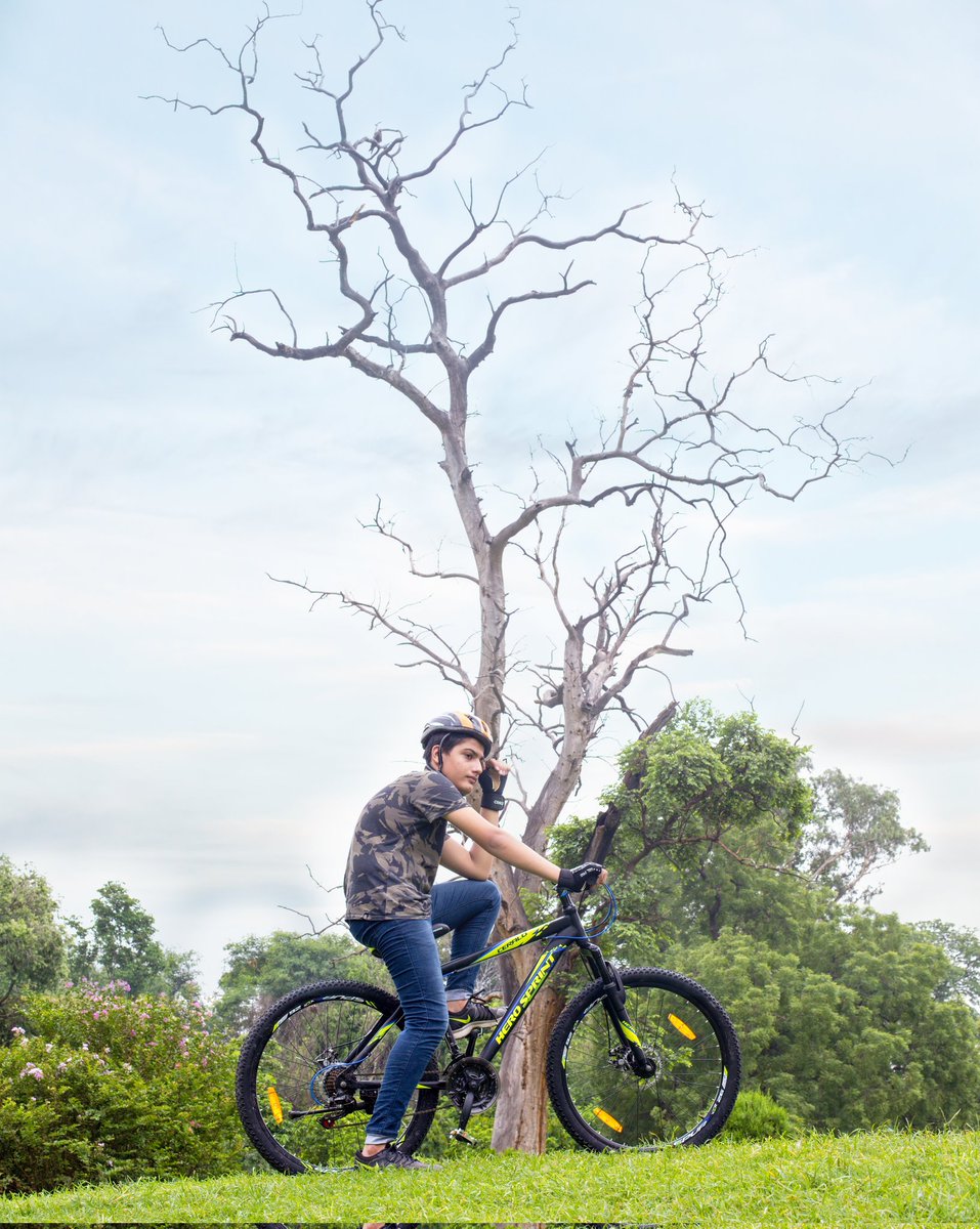 PushpeshDhingra's tweet photo. World Bicycle Day❤️
#worldbicycleday
#advertisingshoot #brandshoot #campaignshoot #advertisingphotography #teenmodels #advertisingphotographer #bikelife #bicycle #mountainbike #biker #ride #cyclinglife # bikes #sport #electricbike #herobikes #fitnessbikes https://t.co/XQ4Oa9bu0C