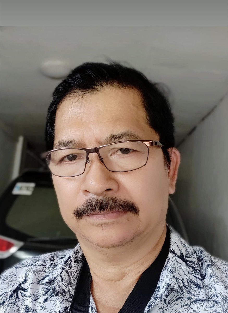 MendraSutio's tweet photo. Tatapanmu, https://t.co/61vaqCzrlz