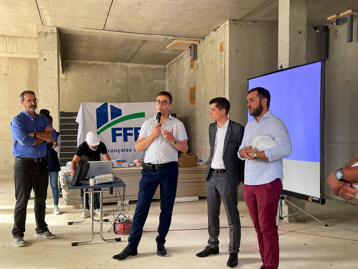 AcmHabitat's tweet photo. Lancement de la matinée portes ouvertes sur l’un de nos chantiers sur la Zac République : nos équipes RH, ainsi que les équipes de @Poleemploi_oc et de nombreuses entreprises du bâtiment sont présentes pour vous recruter en direct jusqu’à 12h30.

@FFBatiment 

#recrutement https://t.co/26nJHzAjNs