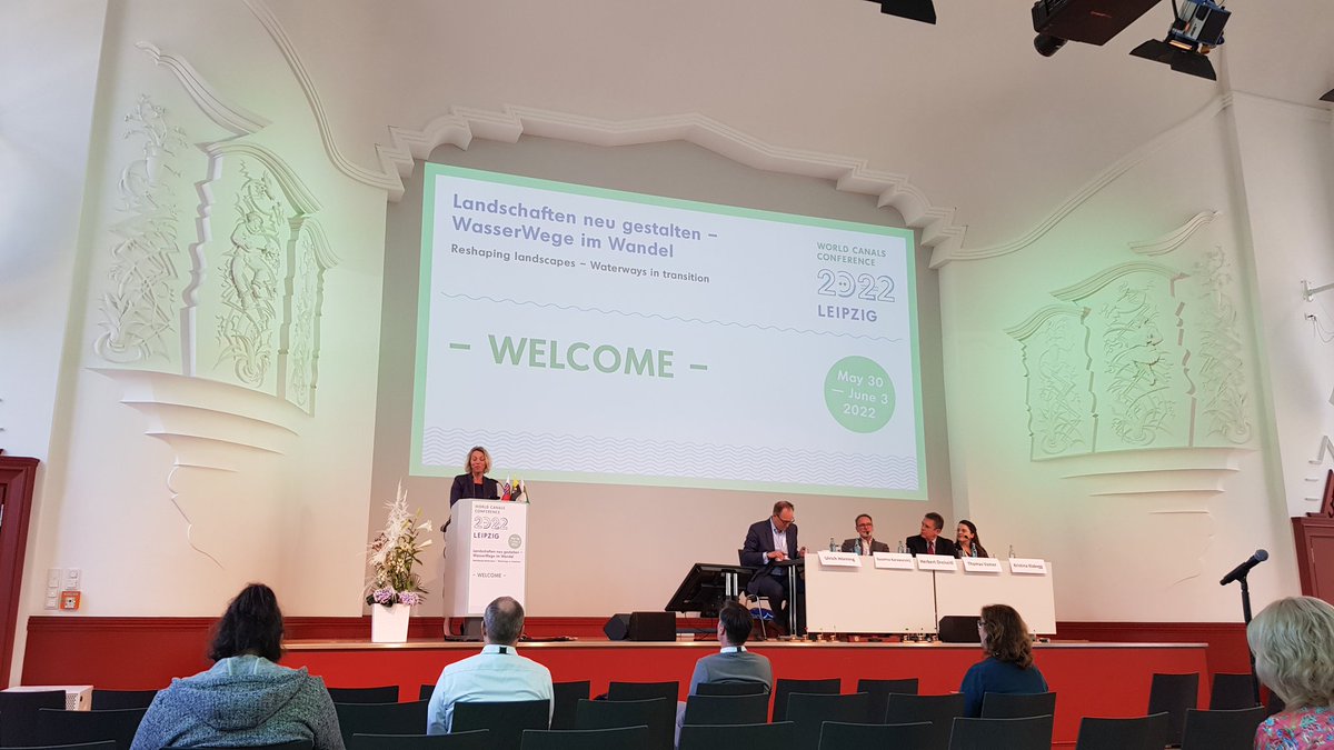 WorldCanals's tweet photo. Wir starten dynamisch in den 5. und letzten Tag unserer #wcc2022. Susanna #Karawanskij, Thüringer Ministerin für Infrastruktur und Landwirtschaft eröffnet zum länderübergr. Charakter unserer Wasserwege und den besonderen Reizen in #Thüringen.@TMIL_Thueringen @SuzaKarawanskij https://t.co/IH4lXgWWuY