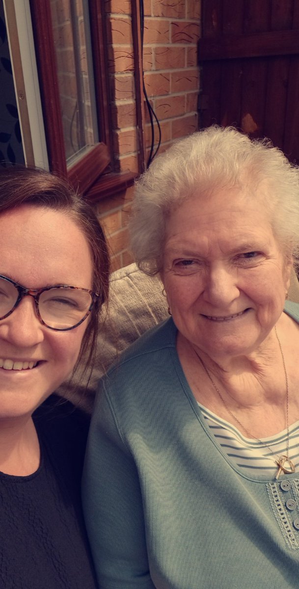 Rebecca Thornton tweet media