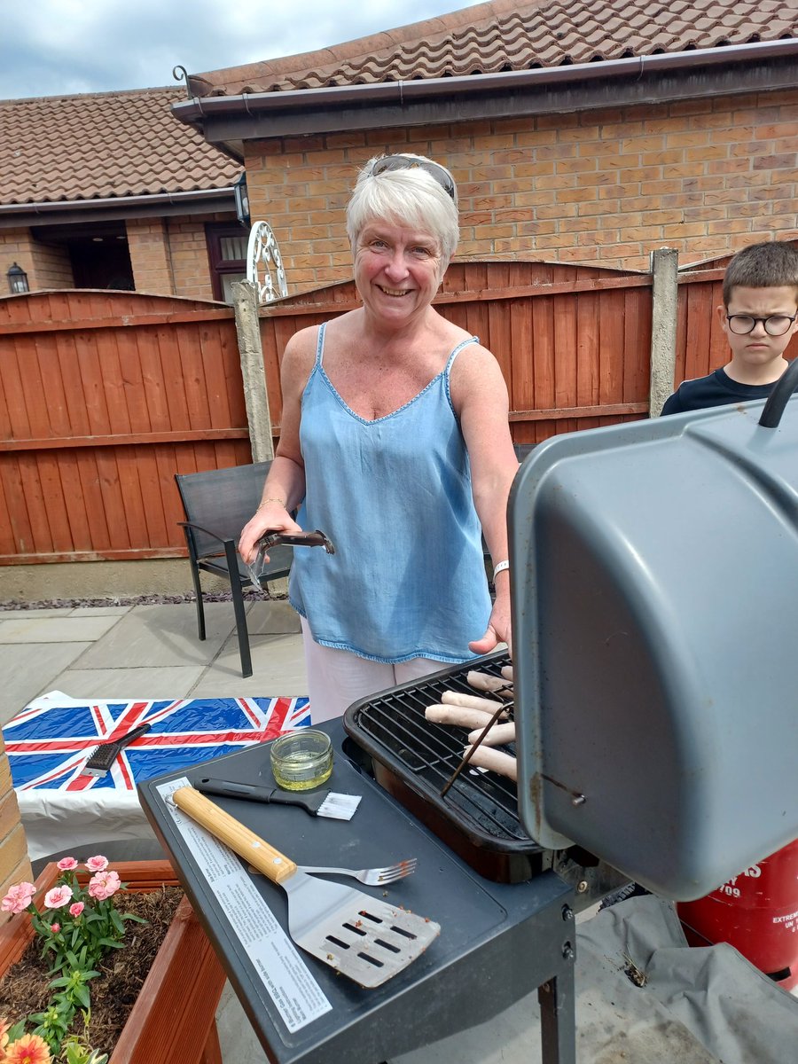 Rebecca Thornton tweet media