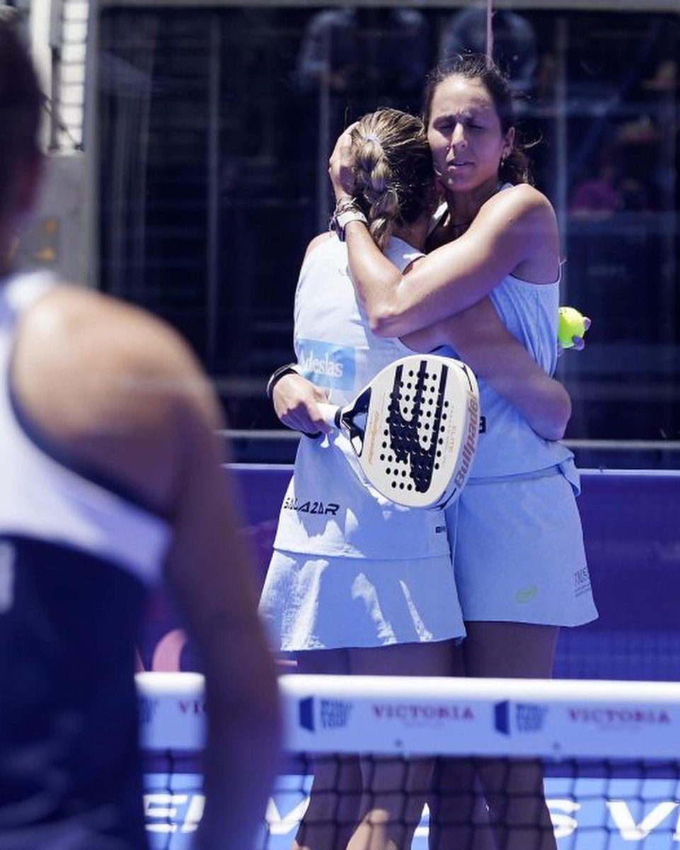 RodriOvide's tweet photo. ❌ 8vos de #wptmarbellamaster ante 1 nueva pareja que demostró un gran nivel. A seguir trabajando, pero sobre todo entendiendo que el deporte siempre te da revancha y la posibilidad de levantarte tras una caída.
Animo equipo que queda hilo 🧶 en el carrete 🧵
#garraycorazon https://t.co/mIalMuRWgp