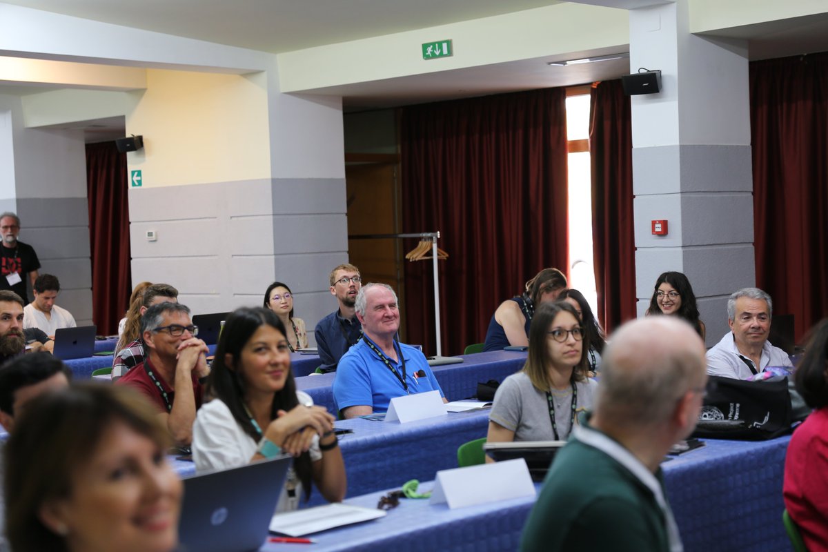 HBP_Education's tweet photo. And it is now already on the last day of the #BRAINSIM Summer School!
We are so glad to have high ranking guests speakers joining us today, Michael Hines from @Yale and Salvador Dura-Bernal from @SUNY  🤩 https://t.co/hTgfWC1A6y