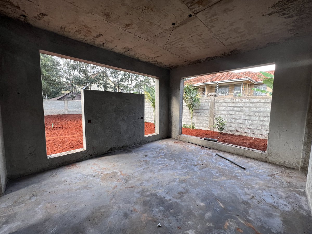 Mwangi_James_MJ's tweet image. Almost there!, this townhouse didn’t go shy on openings, the windows above bed headboards really did add more light. Can’t wait to get the aluminium openings installed. #ScaleStudio #CreatingBeautifulSpaces #TrustTheProcess