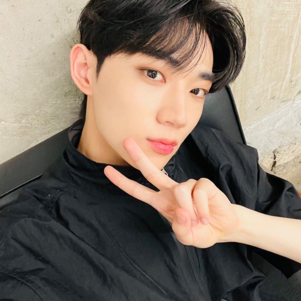 jessthu's tweet photo. @fantoo_official I’d like to nominate #HYUNGSEOP FOR THE BEST #Visual of #idiol😉✨
@TPST_twt @TPST__official 
#TEMPEST #템페스트
#StanWorld #SWNewSeason https://t.co/f5KlVbLIZo
