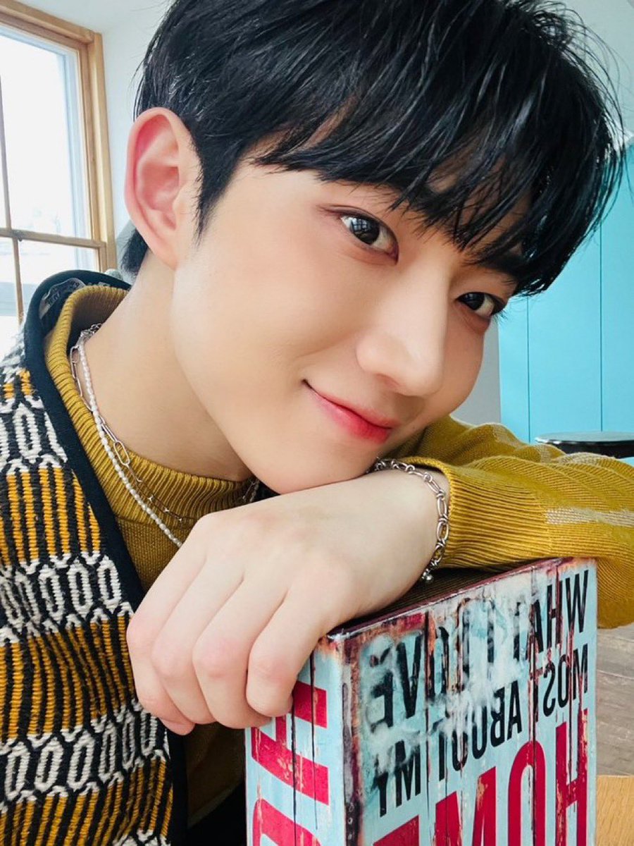 jessthu's tweet photo. @fantoo_official I’d like to nominate #HYUNGSEOP FOR THE BEST #Visual of #idiol😉✨
@TPST_twt @TPST__official 
#TEMPEST #템페스트
#StanWorld #SWNewSeason https://t.co/f5KlVbLIZo