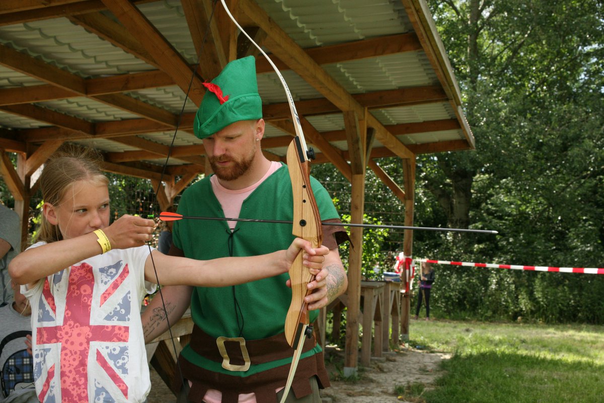 Nog geen plannen voor dit weekend? Kom naar het Pinkster Outdoor Event! Zondag en maandag zitten vol activiteiten, vermaak en gezelligheid voor jong en oud! Slechts € 9,50 p.p. bit.ly/38Zt5t7