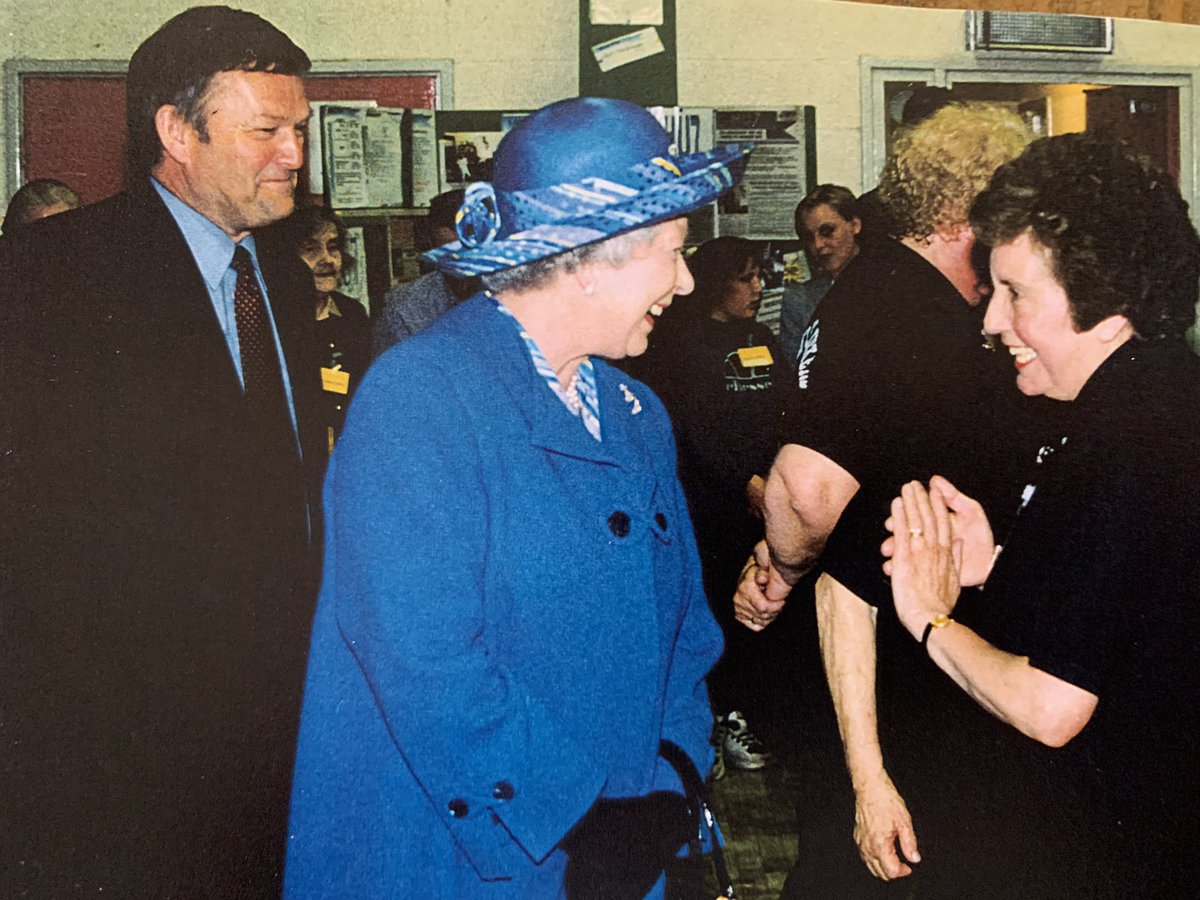 amyearl2008's tweet photo. @hulllive @RoyalFamily  @BBCTheOneShow @RadioHumberside Hilary Rennard meeting the Queen at the Women’s Centre, Bransholme, Hull in the 1990s. https://t.co/rrpuXxriHi