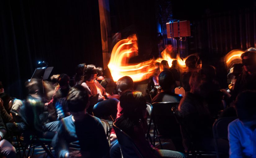 Vivez une nouvelle expérience au théâtre avec Pleine Lune de la compagnie La Balbutie 🌙
Les yeux bandés, laissez-vous porter par vos sens sur un chemin de forêt, du crépuscule jusqu’à l’aube.
📅 11 > 17 juin
bit.ly/3GFpOva