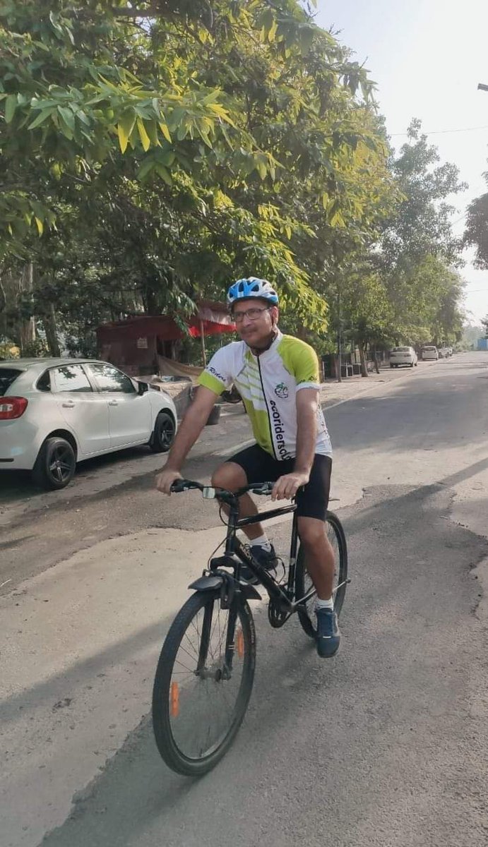 Arvind_P_Dahiya's tweet photo. In April 2018, the United Nation General Assembly declared June 3  as international World Bicycle Day.
Wish you all" the World Bicycle Day !! "

 #worldbicycleday
#indiancycling #cyclinglife #cycling #cyclingchallenges
#marathonrunner 
#Marathin_Runner
#SufiyaSufee 
#Runner
#BSNL https://t.co/BpzwEKRo0B