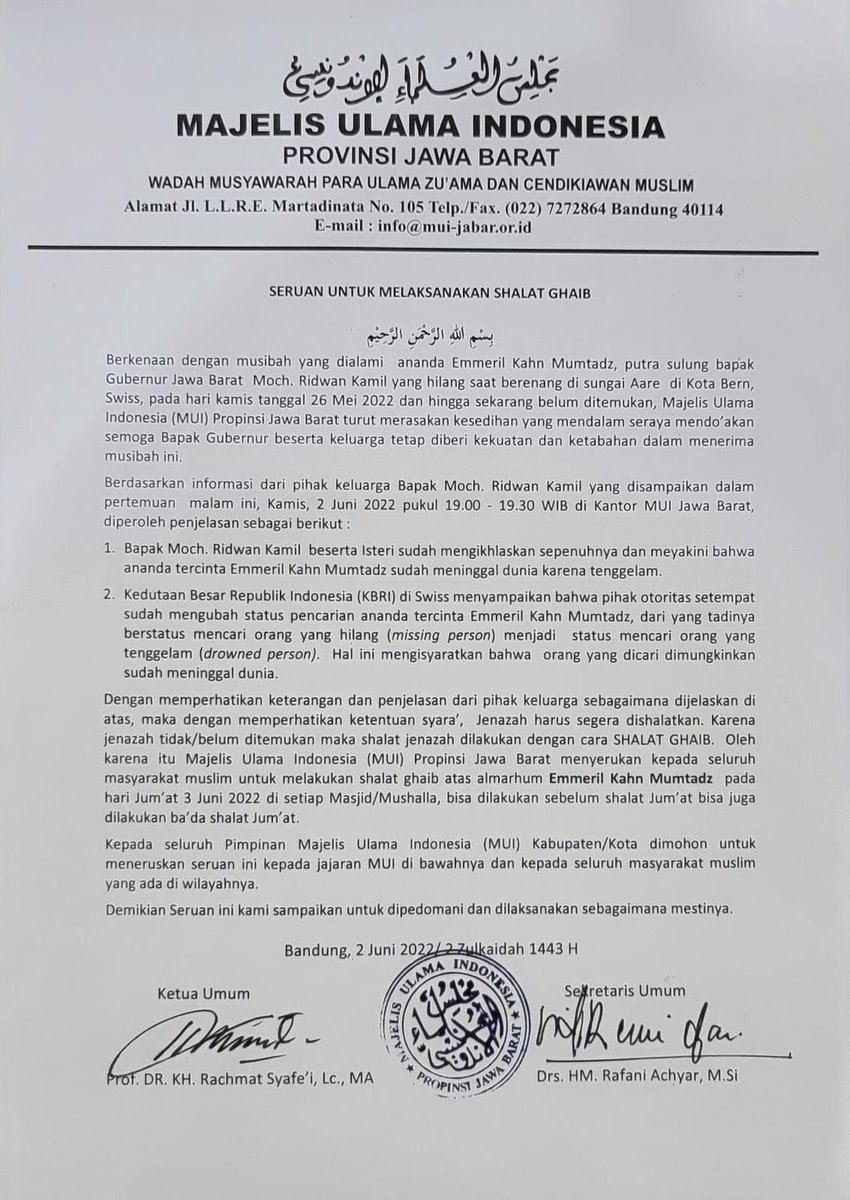 nu_online's tweet photo. Majelis Ulama Indonesia (MUI) Provinsi Jawa Barat mengimbau kepada masyarakat muslim menggelar shalat ghaib, Jumat (3/6/2022) besok untuk putra Gubernur Jawa Barat Ridwan Kamil, Emmeril Kahn Mumtadz (Eril) yang hilang di Sungai Aare, Bern, Swiss. https://t.co/fNZbqlCbVm