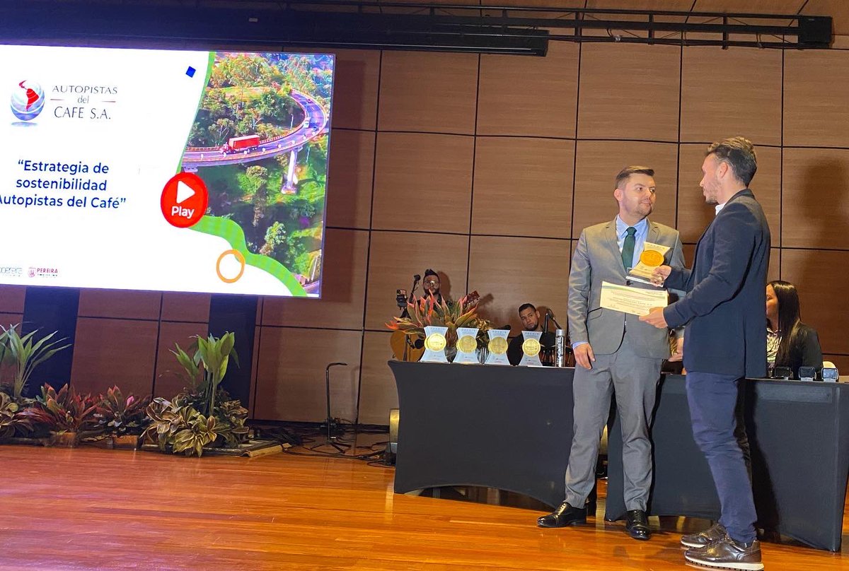 ¡Estamos felices! 
🏆Fuimos galardonados con el premio “Pereira Más Sostenible”, otorgado por la <a href="/Alcaldiapereira/">Alcaldía de Pereira</a> y <a href="/AseoPereira/">Empresa Aseo Pereira</a> resaltando la gestión y ejecución de estrategias de sostenibilidad que aportan al desarrollo responsable de nuestras comunidades…