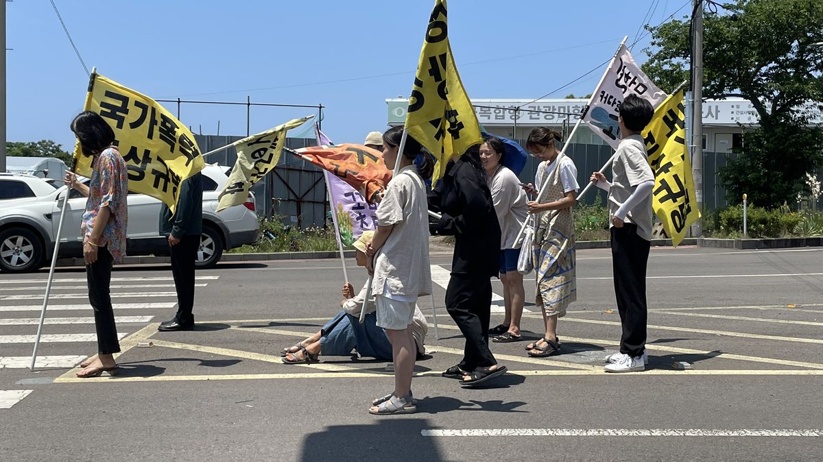 길 위의 신부 tweet media