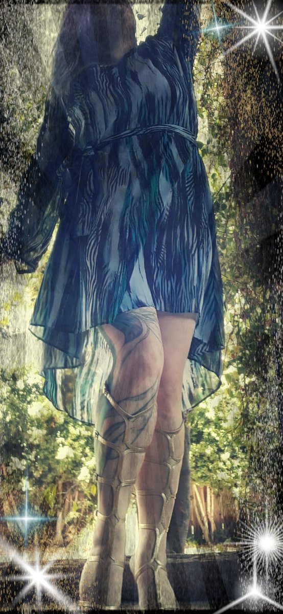 GypsyLouLove1's tweet photo. Occasionally I throw on a dress that I initially didn't like and I feel like a sexy beast! #HighHeelsAddict #dressup  #FeelingMyself https://t.co/lcCPasdwSH