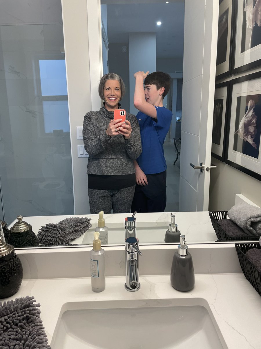 carrielentz tweet media