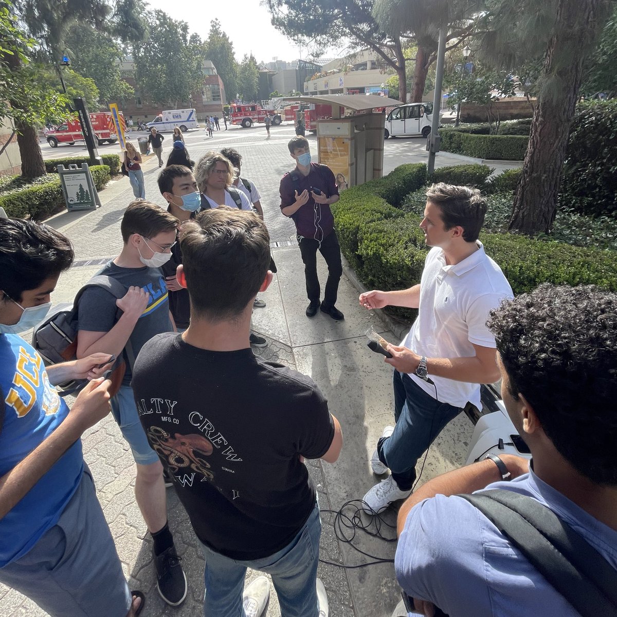 jacksonhinkle's tweet photo. Today I learned that masked UCLA students think Stephan Bandera is good &amp; Putin is bad. Wild times we live in. https://t.co/33MzCd82gx