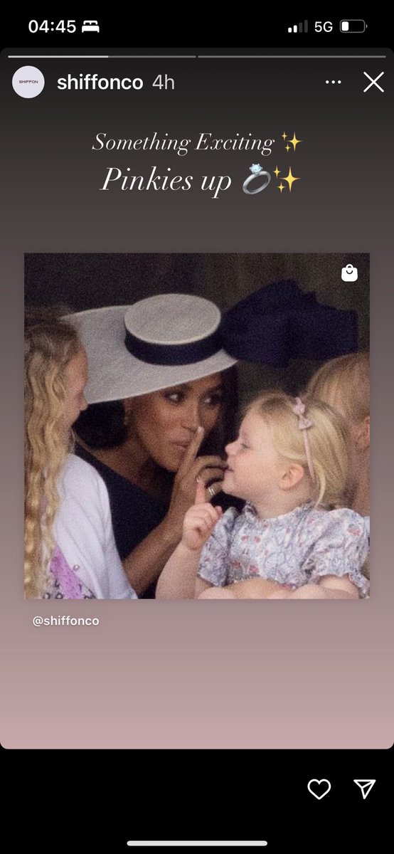 jozzzaphen's tweet photo. @shiffonco #MeghanMarkle #TroopingTheColour #PinkieUp 👸🏻👒 💍 ✨ https://t.co/Xf3C7yAK0O