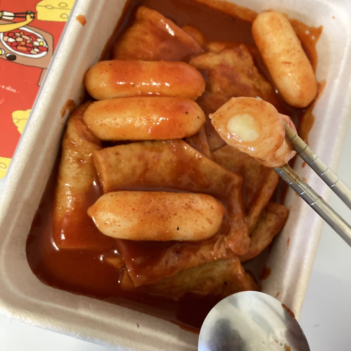 James_Badbitch's tweet photo. เอาใจสายสะใภ้เกาหลี ใครชอบกินต๊อกบกกี บ้าง ?

ขอแนะนำ ต๊อกชีส set นี้ มี ต๊อก+ซอส+เต้าหู้ปลา ให้ครบ จบ พร้อมต้ม พร้อมขนาดที่ว่า เต้าหู้ปลาเขายังหั่นมาให้แล้ว จากร้าน Kulasatri_Food ในช้อปปี้

🧀 พิกัด : https://t.co/l0cwBXCO2h
ราคา box set คือ 169 ฿

ซอสรสชาติ เข้มข้นสไตล์ไทย https://t.co/CvsZT2KFYn