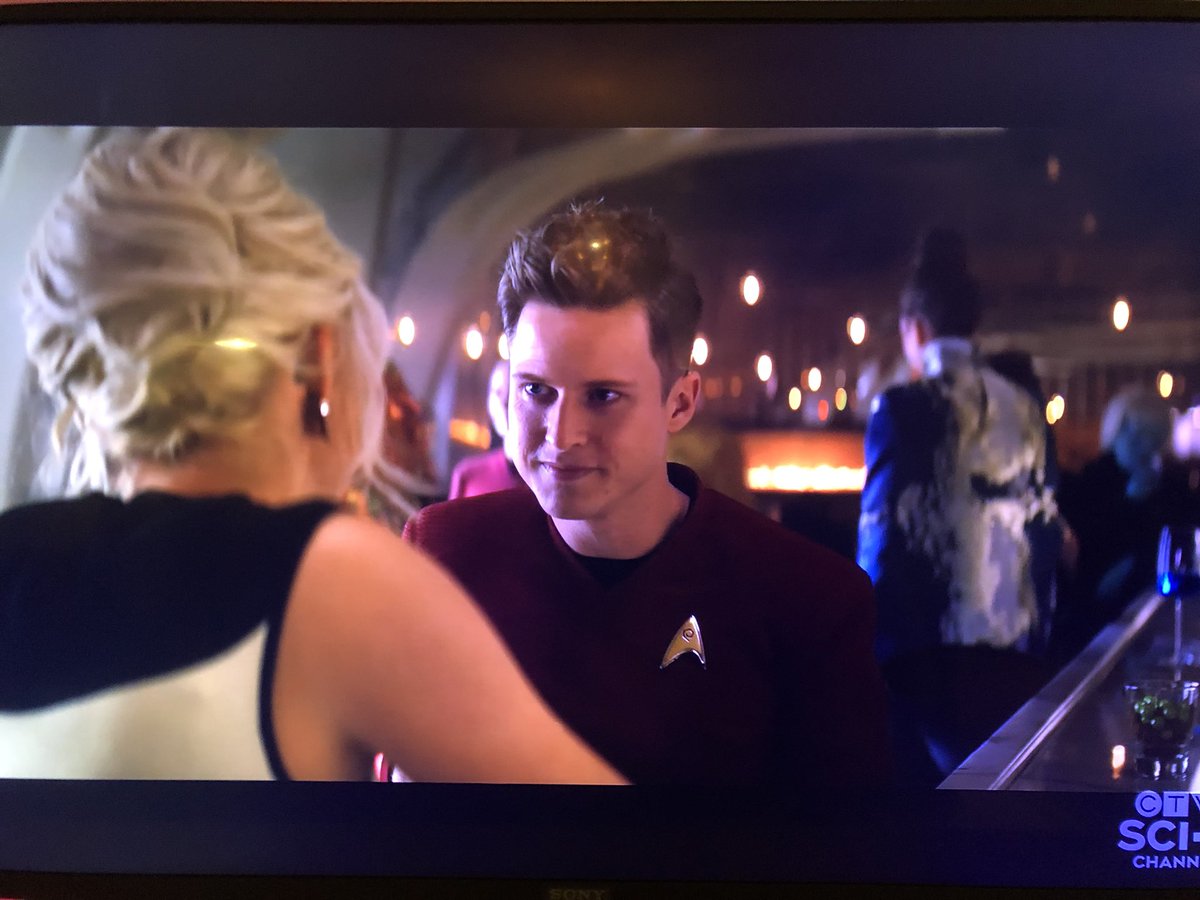 This guy in the latest episode of Star Trek: Strange New Worlds looks like the child of Colin Jost and Jonathan Groff https://t.co/gZIXCmDbpA