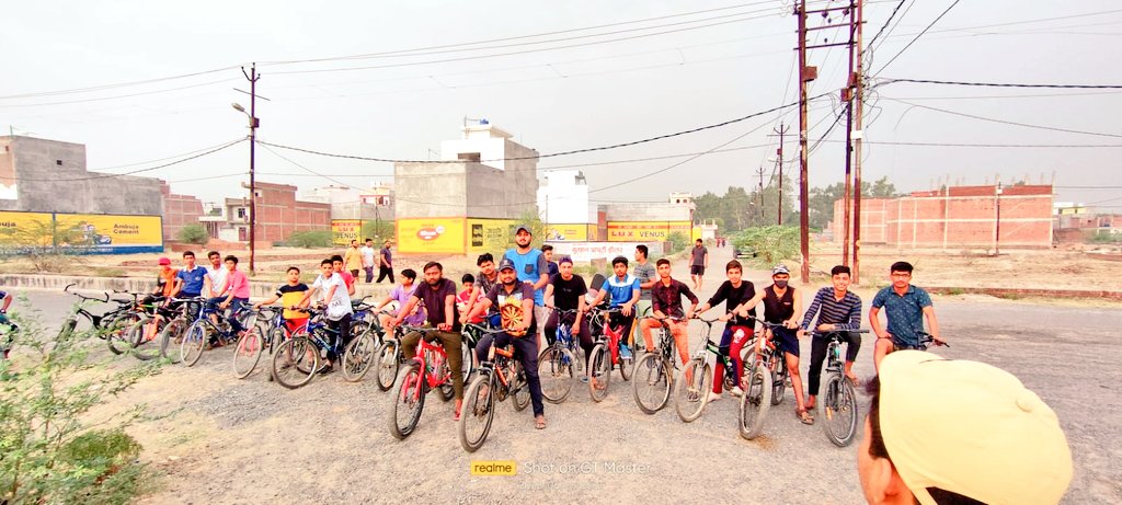 anuj4ayodhya's tweet image. अखिल भारतीय विद्यार्थी परिषद कानपुर पूरब जिले के द्वारा आज #विश्व_साइकिल_दिवस के अवसर पर साइकिल दौड़ का आयोजन किया गया।
#AbvpKanpur