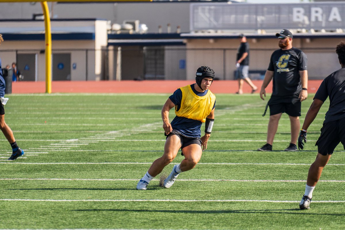 Valencia Tiger Football (@vhs_football) on Twitter photo Passing League vs Canyon - our Tigers have put in work! Looking STRONG on all sides. Can't wait for August!
<a href="/ValenciaTigers/">Valencia High School</a> @RacobsShawn <a href="/CoachNegron/">Coach Negron</a> <a href="/CoachGrayVHS/">Jason Gray</a> <a href="/McglennRandy/">randy mcglenn</a> Passing League vs Canyon - our Tigers have put in work! Looking STRONG on all sides. Can't wait for August!
<a href="/ValenciaTigers/">Valencia High School</a> @RacobsShawn <a href="/CoachNegron/">Coach Negron</a> <a href="/CoachGrayVHS/">Jason Gray</a> <a href="/McglennRandy/">randy mcglenn</a>