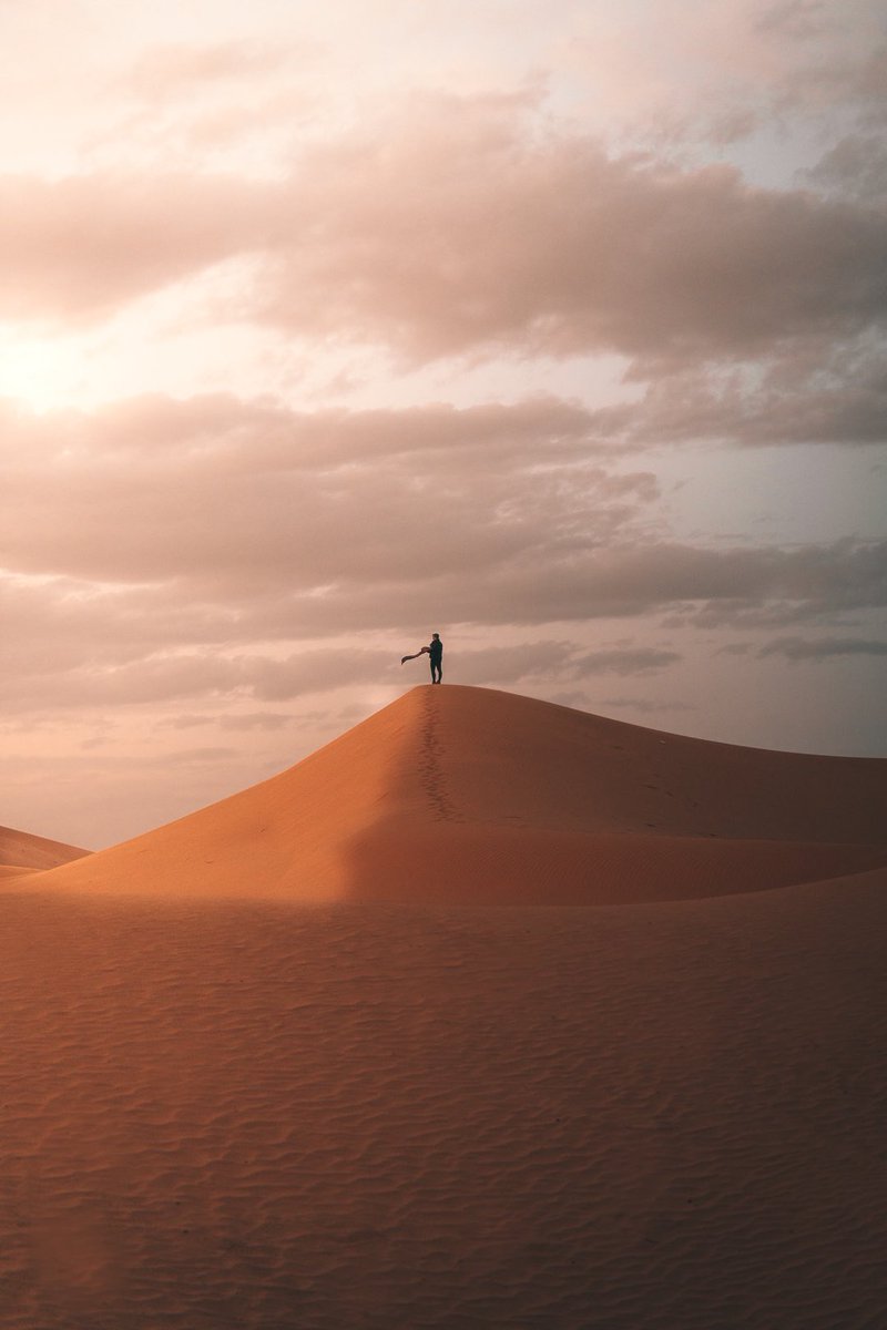 yo_kaeo's tweet photo. Done the set of DUNE or in the middle of the Sahara https://t.co/BoiHiB1Z78