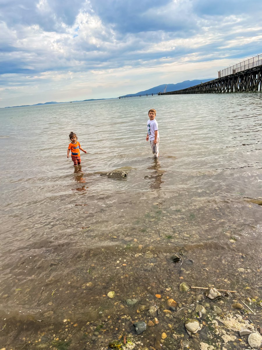 kaylee_wiebe's tweet photo. Right after I told them both not to go any further because they had pants on๐ #momsofweb3 https://t.co/55KApPLHZq