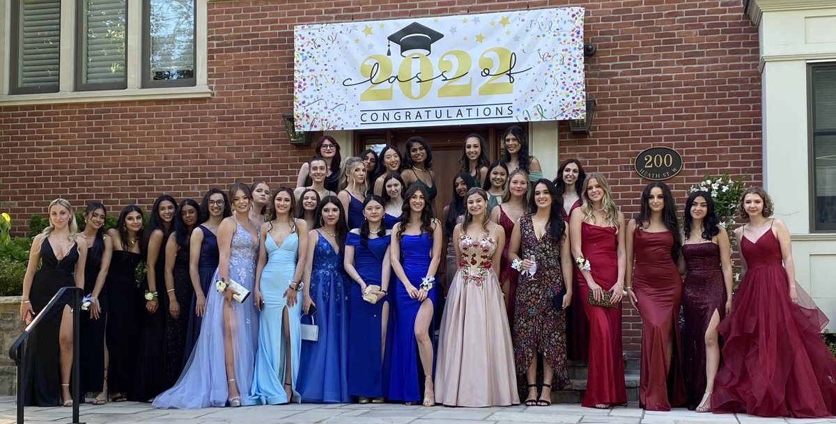 Sarah Charley tweet media