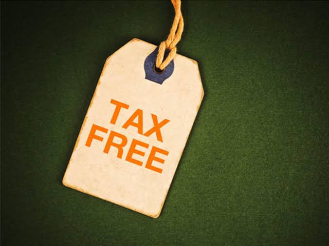 amandchawla's tweet photo. अगर #TaxFree करना ही है तो एक दिन के लिए आम जनता को

#TollTax फ्री कीजिये
#GST फ्री कीजिये
#कोई सुविधा उपलब्ध कराइये

#TaxCard बनना चाहिए, जिससे टैक्स भरने के हिसाब से सुविधाएं मिले, न कि जात-पात के 

#PrithvirajChauhan

@akshaykumar @PMOIndia @IncomeTaxIndia @DevelopNewGgn https://t.co/Ja0MKftk7e