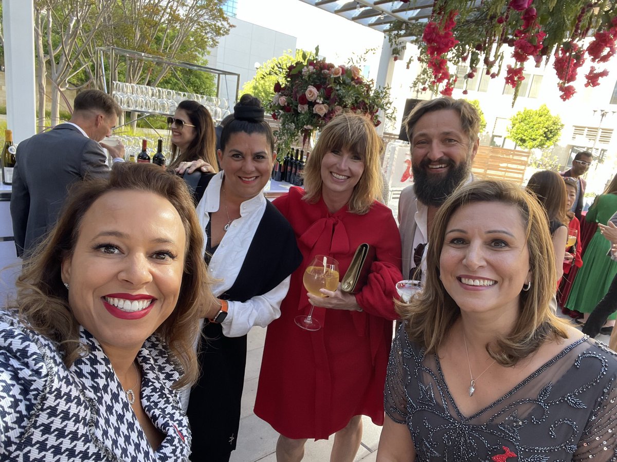 Shari Slate tweet media