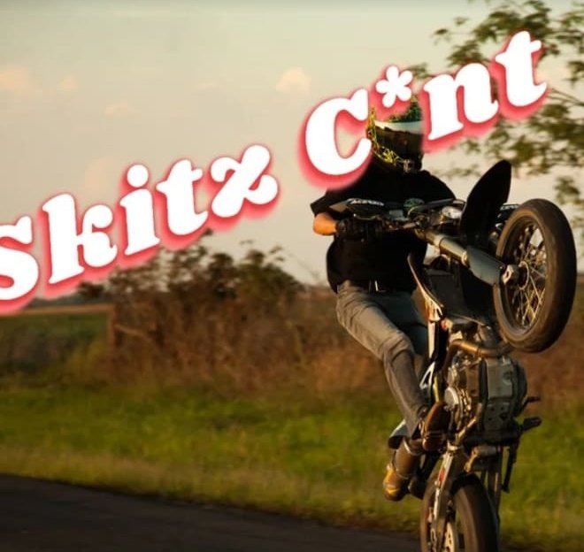 OfficialSirsif's tweet photo. I've moved to YouTube. Please sub and still drop your primes into my bank account 😜https://t.co/Y1mhb45YWT https://t.co/dOkIx7Ww0K