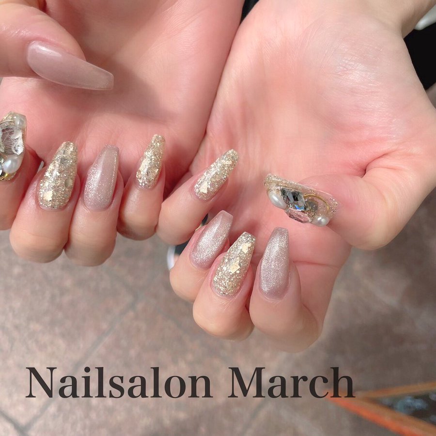 Nail Salon March
