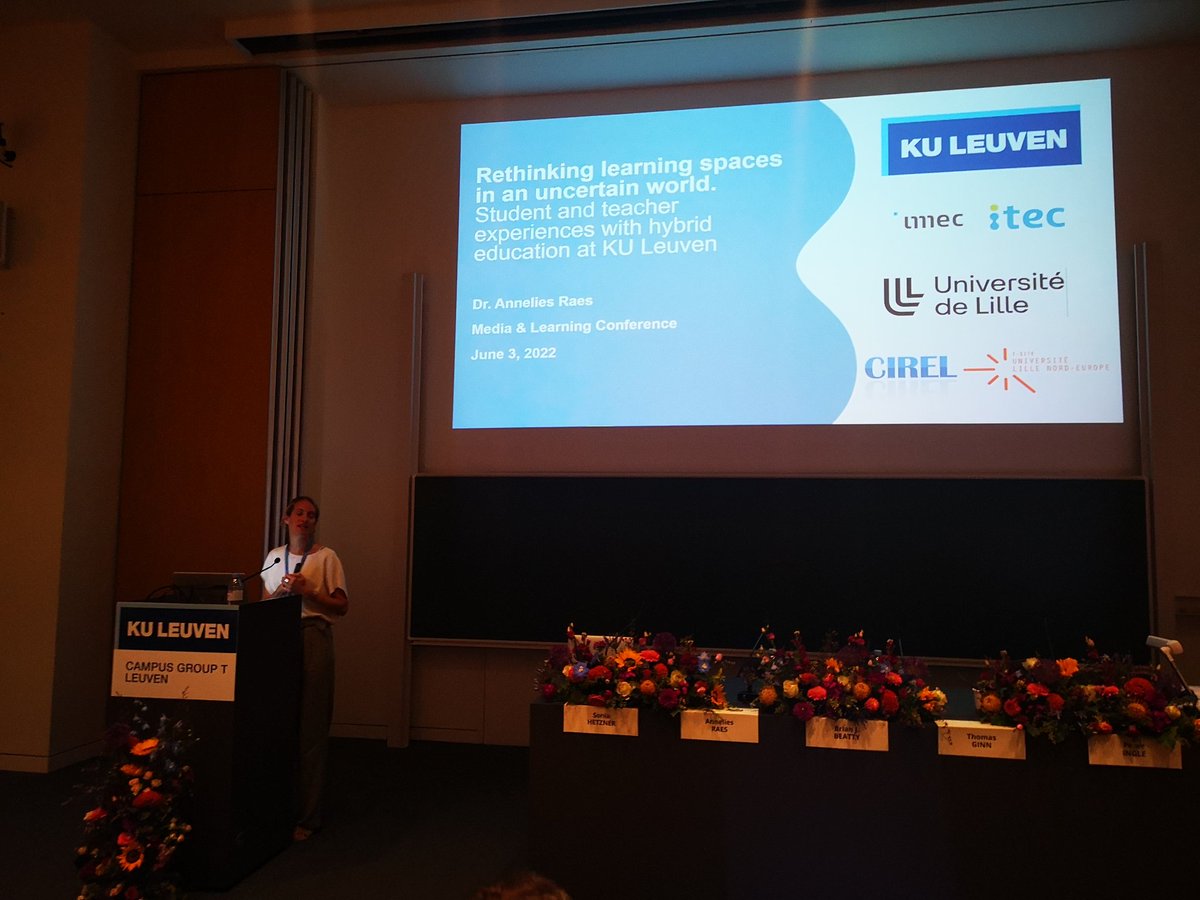 pietbonte's tweet photo. Keynote by @anneliesraes85  about rethinking learning spaces at #MandL22 https://t.co/6pXsKSeukv