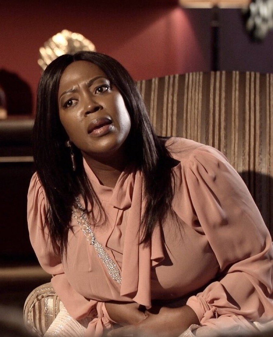 Loga_Chuene's tweet image. What’s Iyabo’s issue with Laura bc she hasn’t done anything to her? Her confessionals about Laura are so unnecessary. #RHOLagos