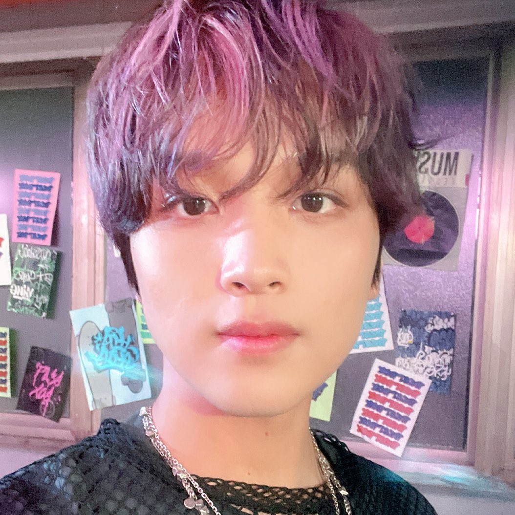 kogumahaechan's tweet photo. these two haechan selfies..he is a DOLL https://t.co/1X1m4odDxB