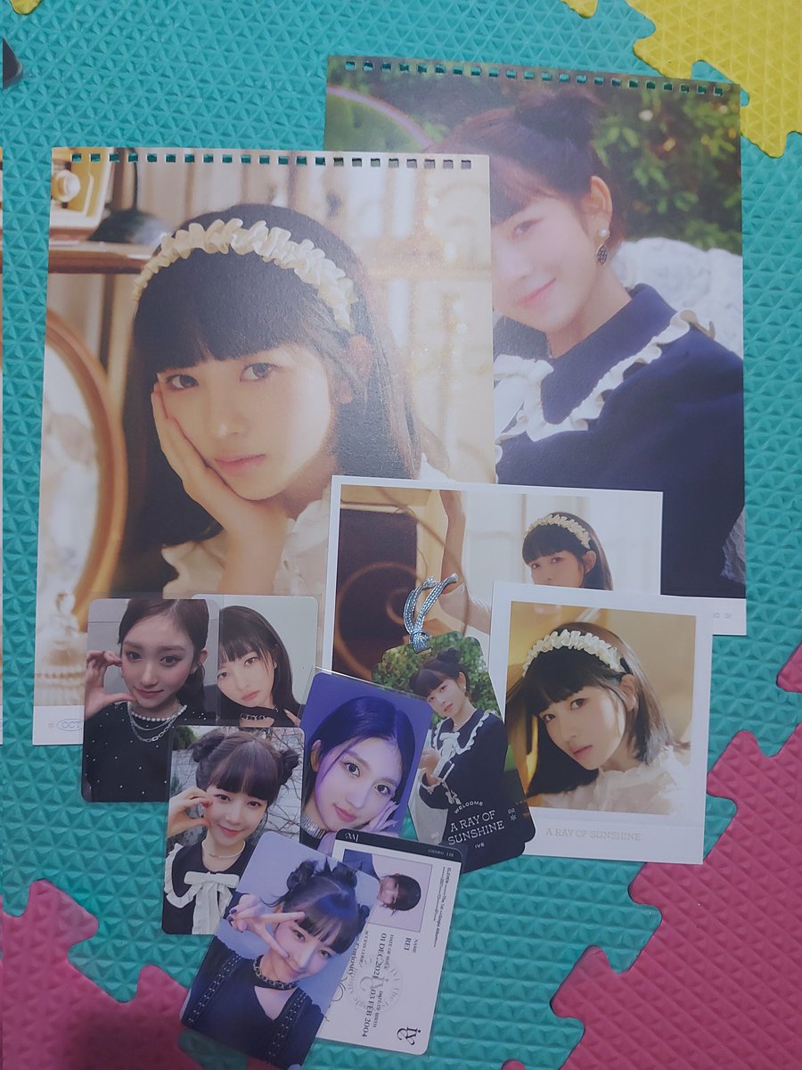 yrrijocartz's tweet photo. #yrrijosells wts lfb ph ive assorted set

- P1,800 set
on hand, mint condi
mop: 1 week non-refundable 50% dp
mod: sco / ggx

rfs: need funds

# wonyoung yujin leeseo rei gaeul liz eleven love dive wp
@IVEmarketph @ivemarketplace @IVEMARKETPH_ @IVEmarket_PH https://t.co/50msWyg0Vy
