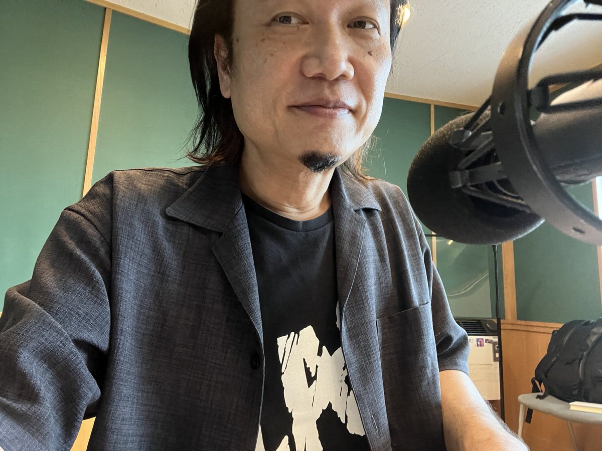 kami_rock's tweet photo. 今週もラジオ📻
始まったよ〜❗️
#FMCOCOLO765『The Magnificent Friday』
今週からThanks Weeks♬
アナタの青春ソングを教えてね^_^
今日も20時までよろしく❣️
#加美幸伸のラジオ生放送 #ThanksWeeks #一緒にラジオで遊びましょう https://t.co/V80wv5EAxt