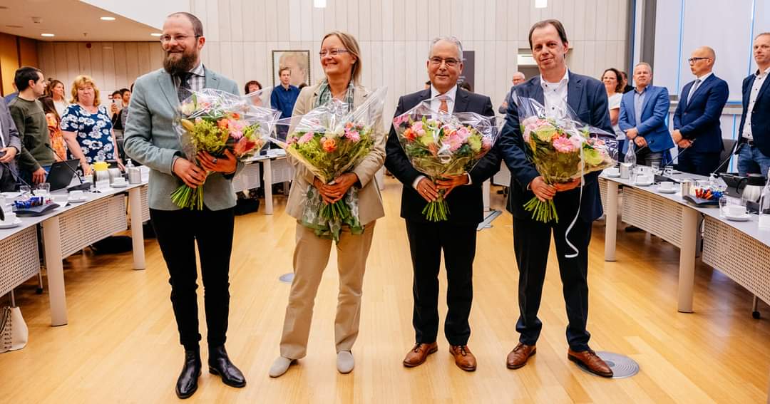 Gisteravond is Joan Veldhuizen beëdigd als wethouder namens PvdA/GroenLinks. We wensen haar veel succes! #Goes