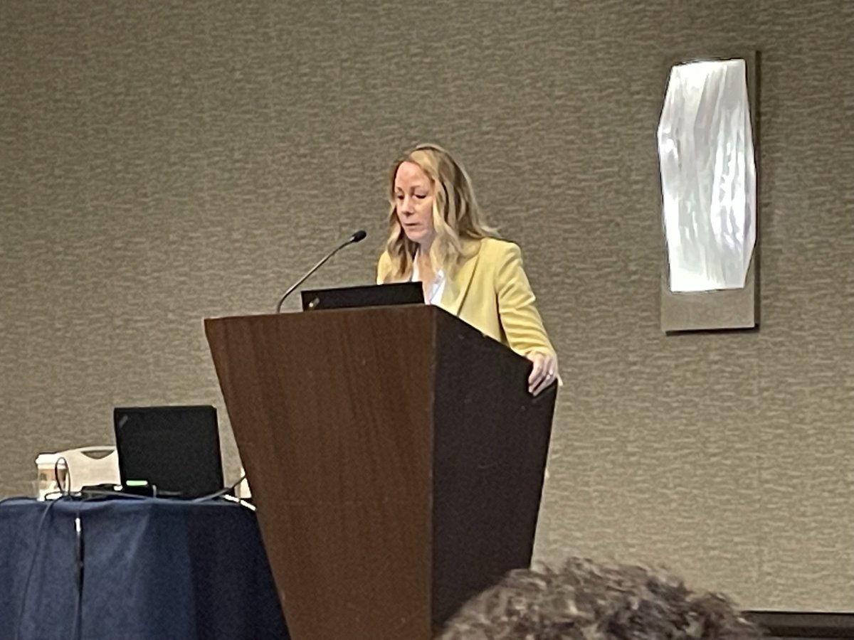 Excellent time in San Diego #ACHA2022 with @CharisseLoder talking about our research Understanding College Students’ experiences with inappropriate, disrespectful and coercive healthcare. More importantly talking about how to improve college health for students!