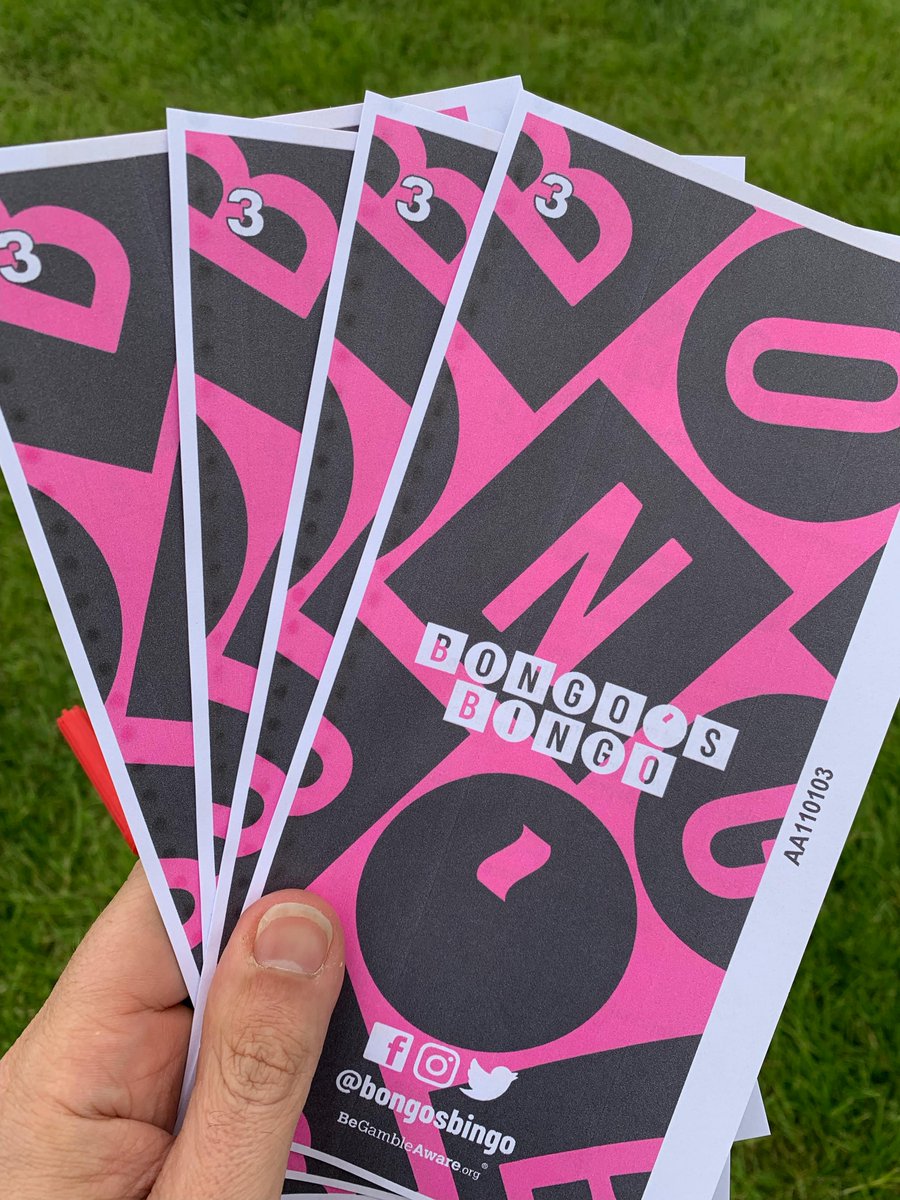 silk1069's tweet photo. Fresh off the back of @festcheshire - Night 1 @BongosBingo
Mike (not so fresh) is here with another morning of the Best of British.
Who is the BEST BRITISH ARTIST?
#cheshirefest #jubileeweekend #jubileecelebration #silk1069 #bongosbingo https://t.co/LS6jlgzuvb