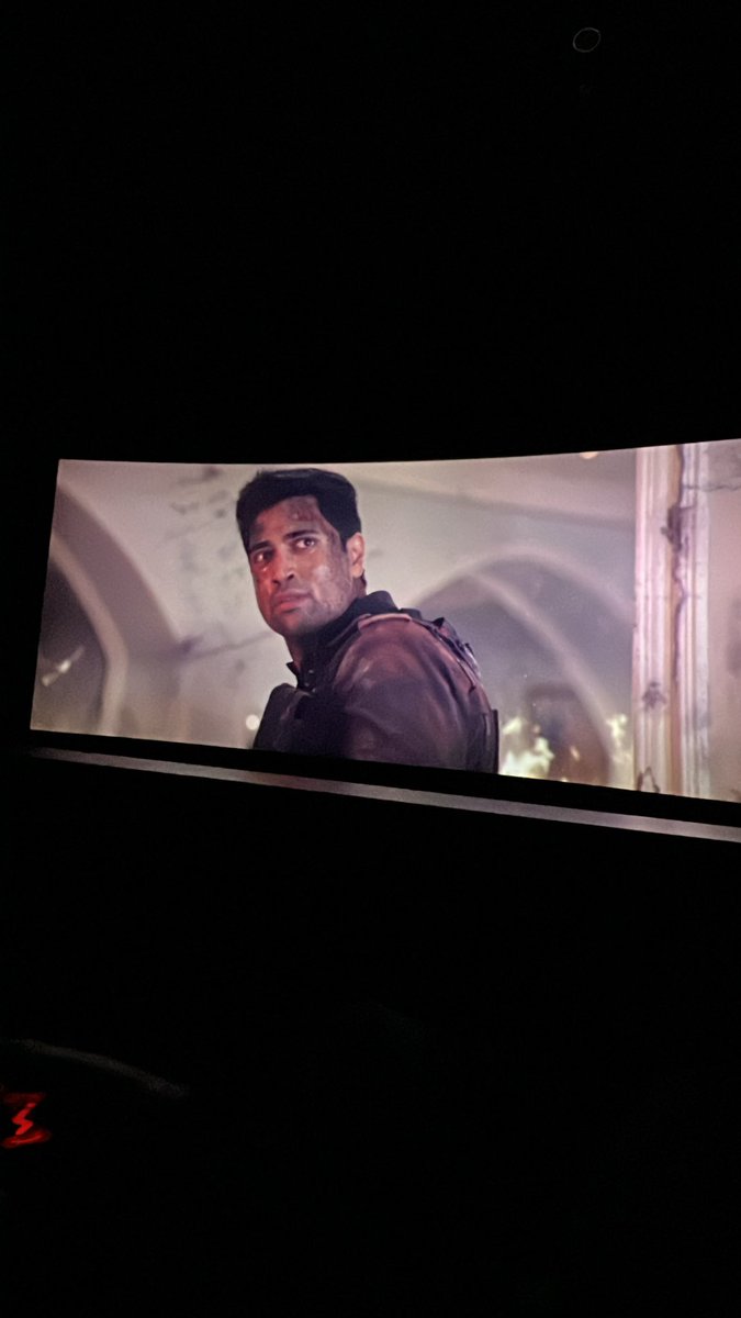 isantoshgolive's tweet photo. Undoubtedly the best work from @AdiviSesh 🔥🔥🔥
This tribute to Major Sandeep Sir will be remembered for years to come 👏🏻👏🏻
#BlockbusterMajor 5/5 ❤️
@GMBents @urstrulyMahesh https://t.co/o8VbR7GHXv