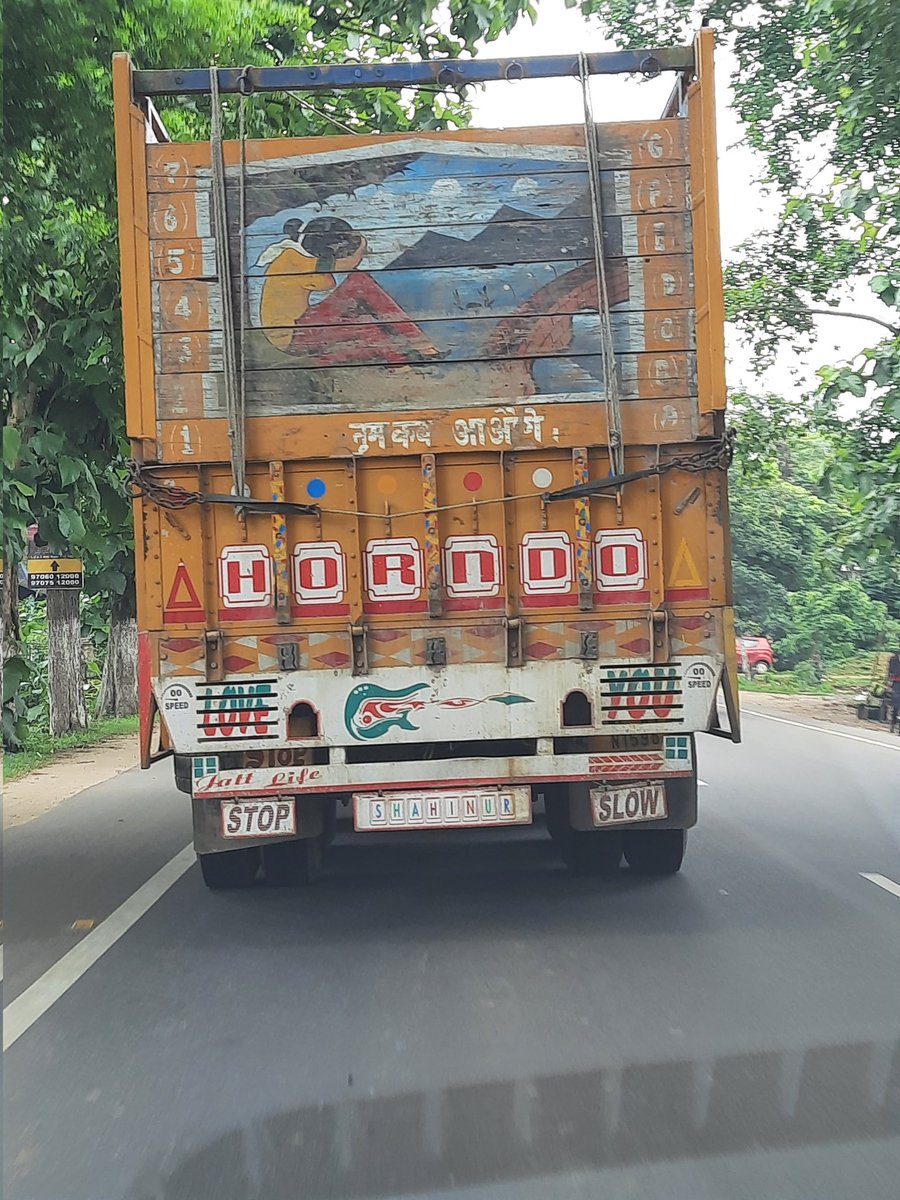 AngarajKr's tweet photo. @cmpatowary @nitin_gadkari 
Captured it today morning near LGBI Airport, Guwahati.

Is this legal?
The number plate is not visible at all.
What if they hit someone and flee? https://t.co/NEWIk8DuE3