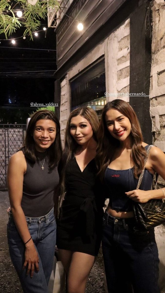 samberpbb10's tweet photo. Sizzies with Raf💜 three Beauties🥰 https://t.co/SJ9oWrdj80