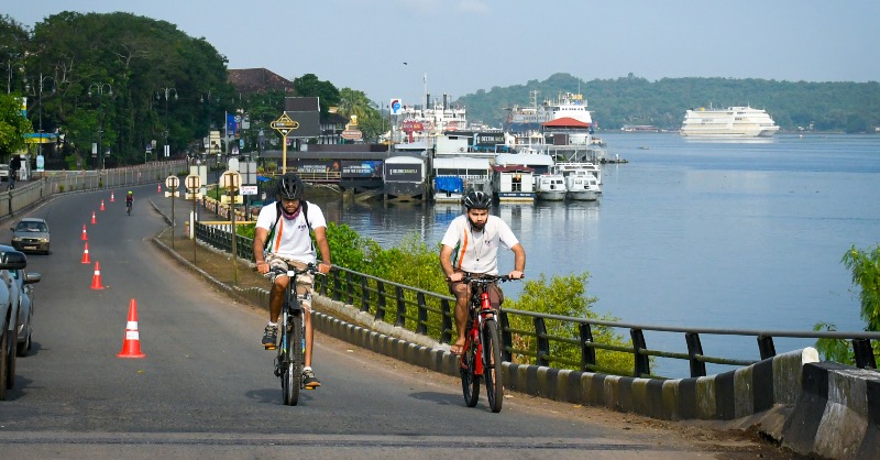 Transitions_Res's tweet photo. #WorldBicycleDay ๐ด
๐ As part of our work on @ProjectULL_ and #FutureCities, we promote #sustainable and #nonmotorised transportation in Indian cities.
๐ In Panaji, we worked with @imaginepanaji to conduct #cycling experiments as part of @MOHUA_Indiaโs #cycles4change.